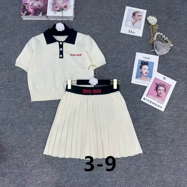 MiuMiu S-XL  (42)